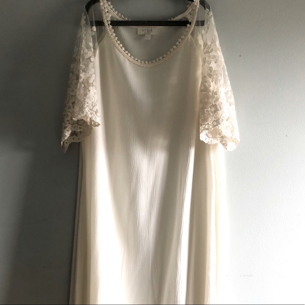 Elegant ivory mini dress